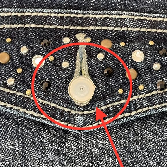 Rock & Republic Womens 4 Bootcut Denim Jeans Dark Wash Embellished Pockets *FLAW - Picture 8 of 16